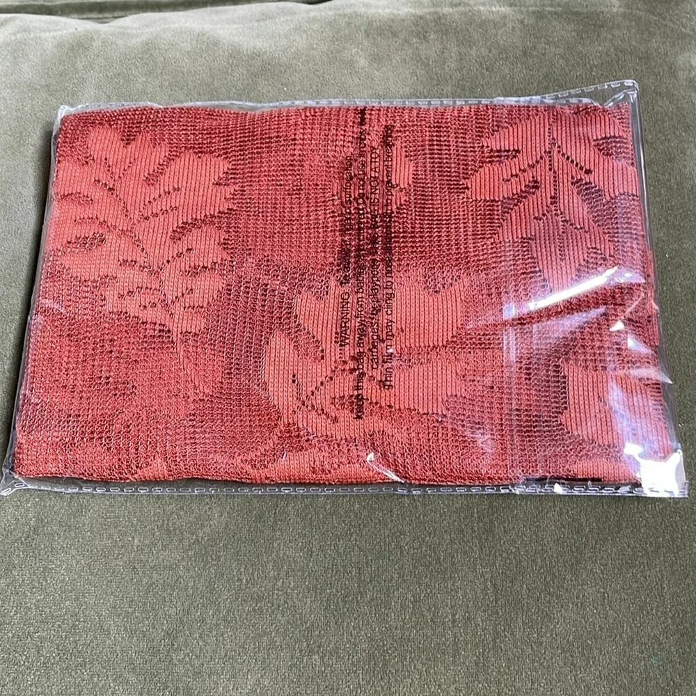 NEW Orange Leaf Fall Table Runner